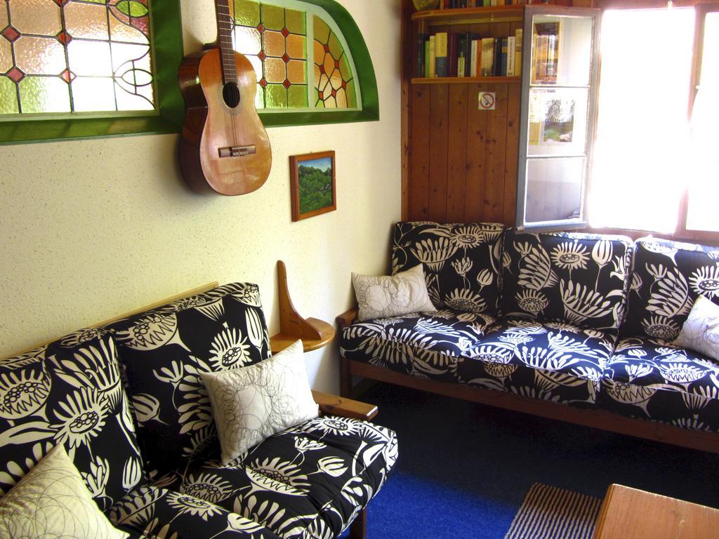 Baracca Backpacker Hostel Aurigeno Δωμάτιο φωτογραφία